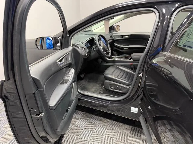 Used 2023 Black Ford SEL image 14
