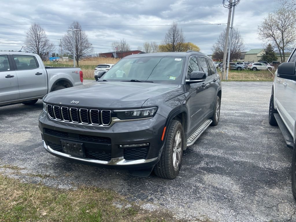 Used 2021 Gray Jeep Limited image 3