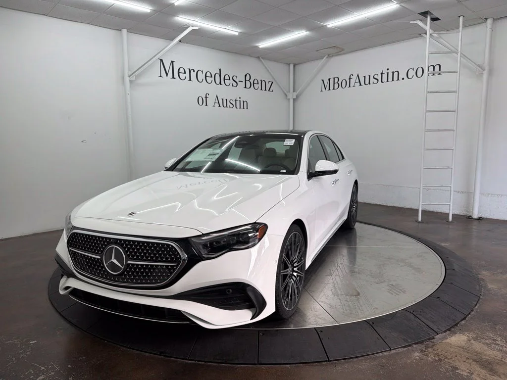 New 2027 White Mercedes-Benz E 450 image 3