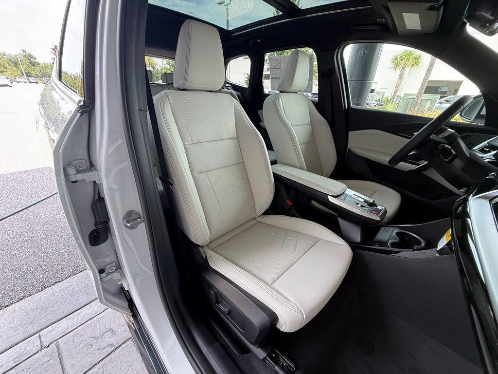 New 2026 White BMW xDrive28i image 24