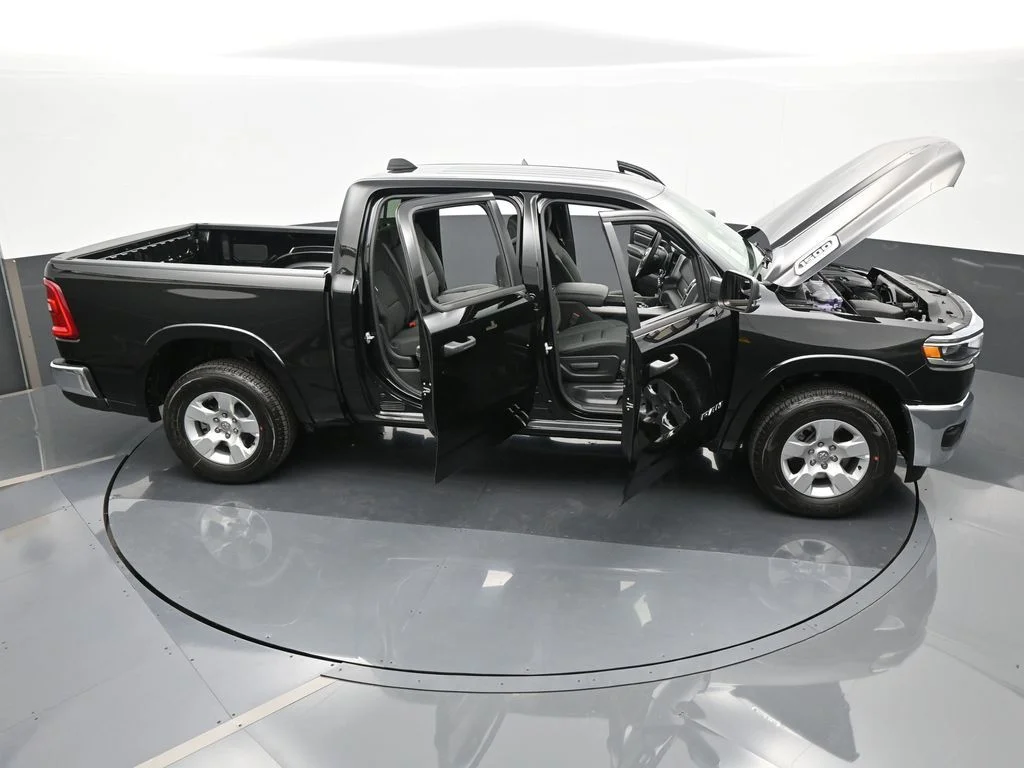 Used 2025 Diamond Black Crystal Pearlcoat Ram Big Horn/Lone Star image 59