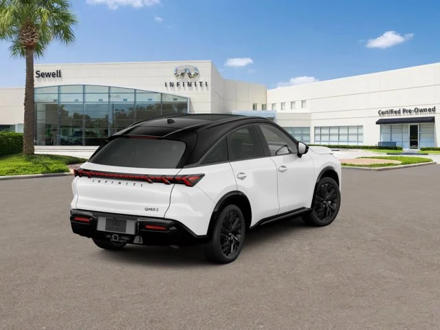 New 2027 2T RAD WHT INFINITI Sport AWD image 5