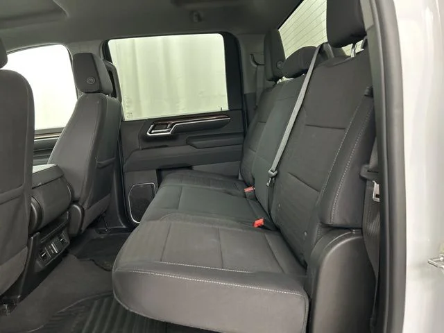 Used 2025 White Chevrolet LT image 23