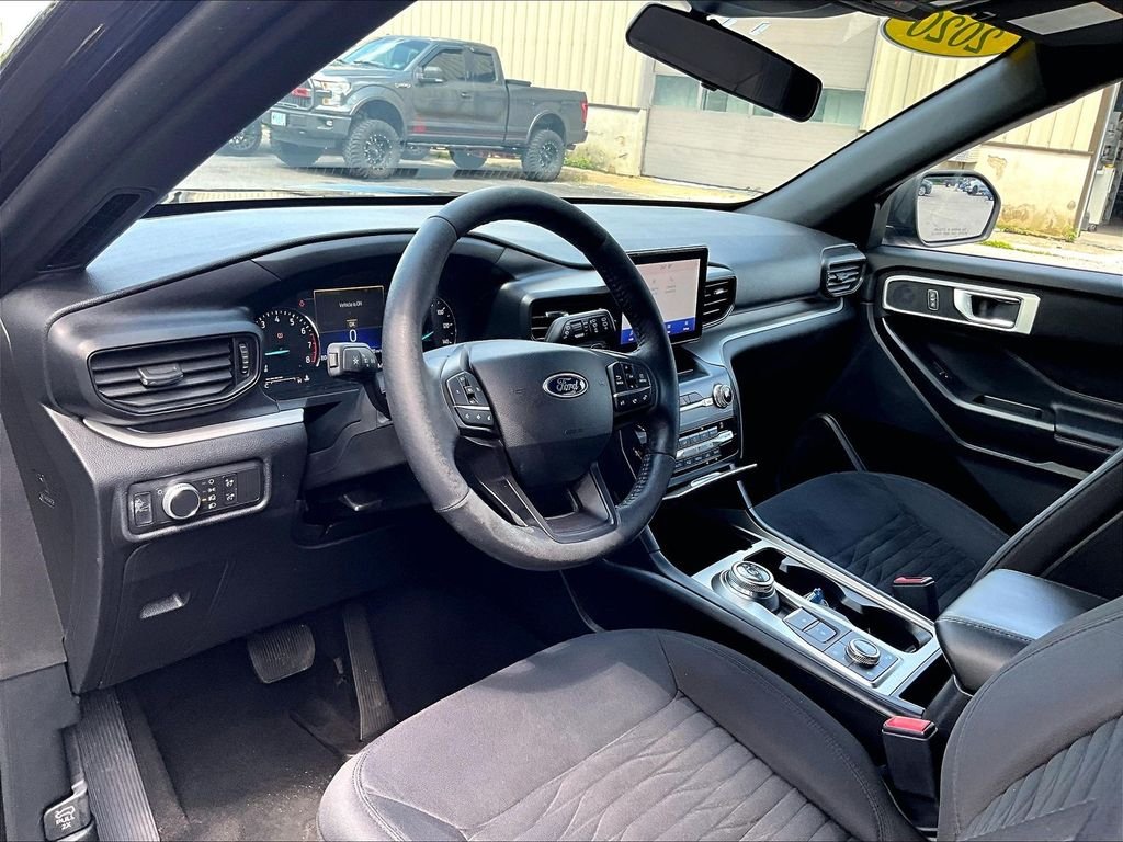 Used 2020 Black Metallic Ford XLT image 8
