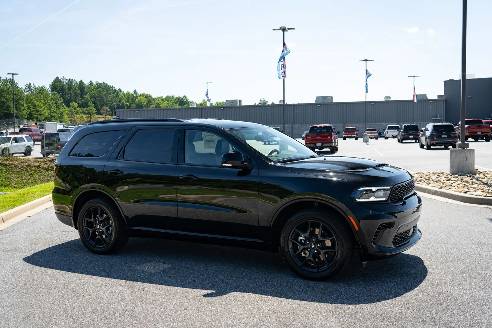 New 2026 Diamond Black Clear-Coat Exterior Paint Dodge GT Plus HEMI V8 image 12