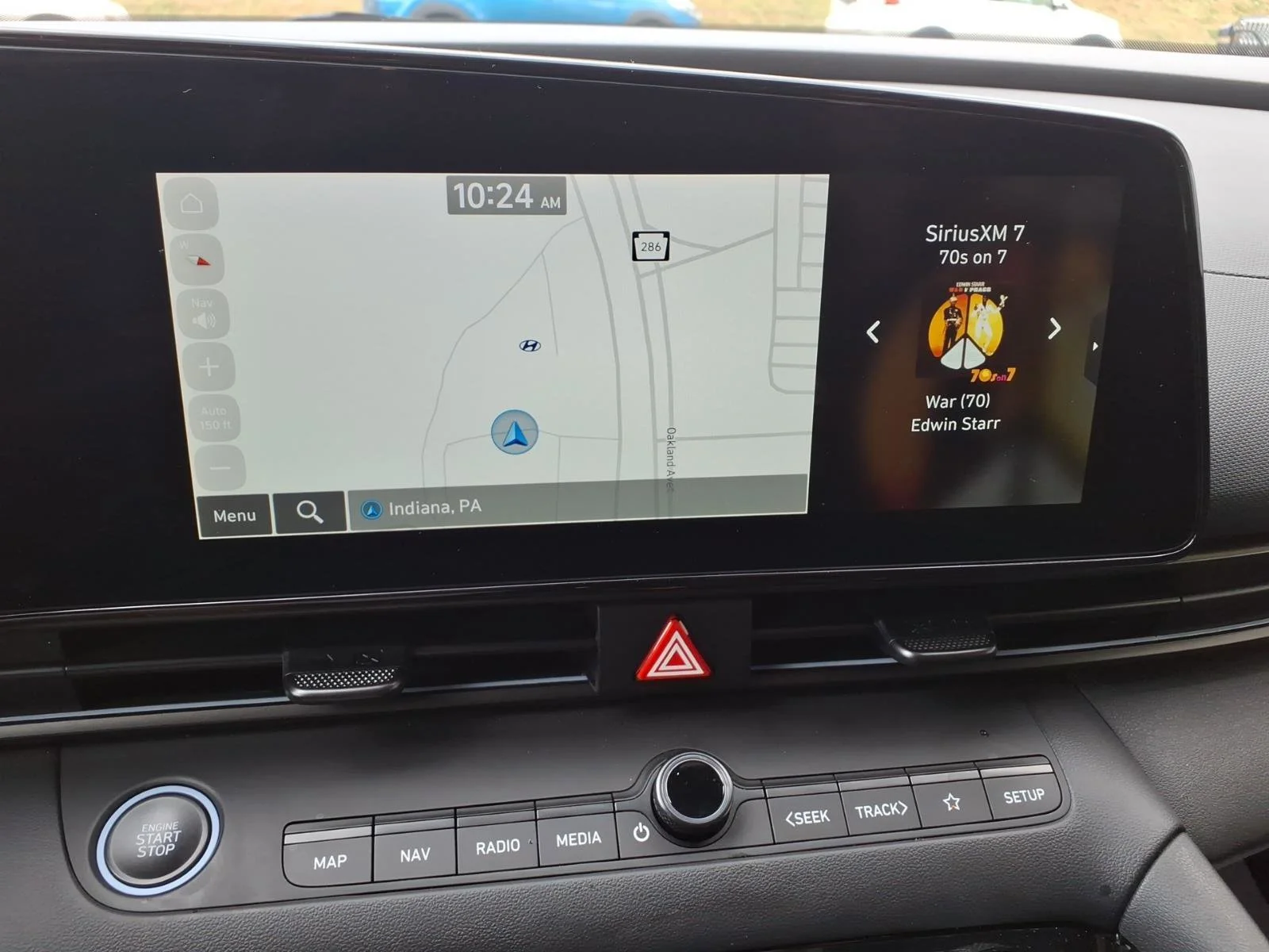 Used 2025 Abyss Black Hyundai Base image 31
