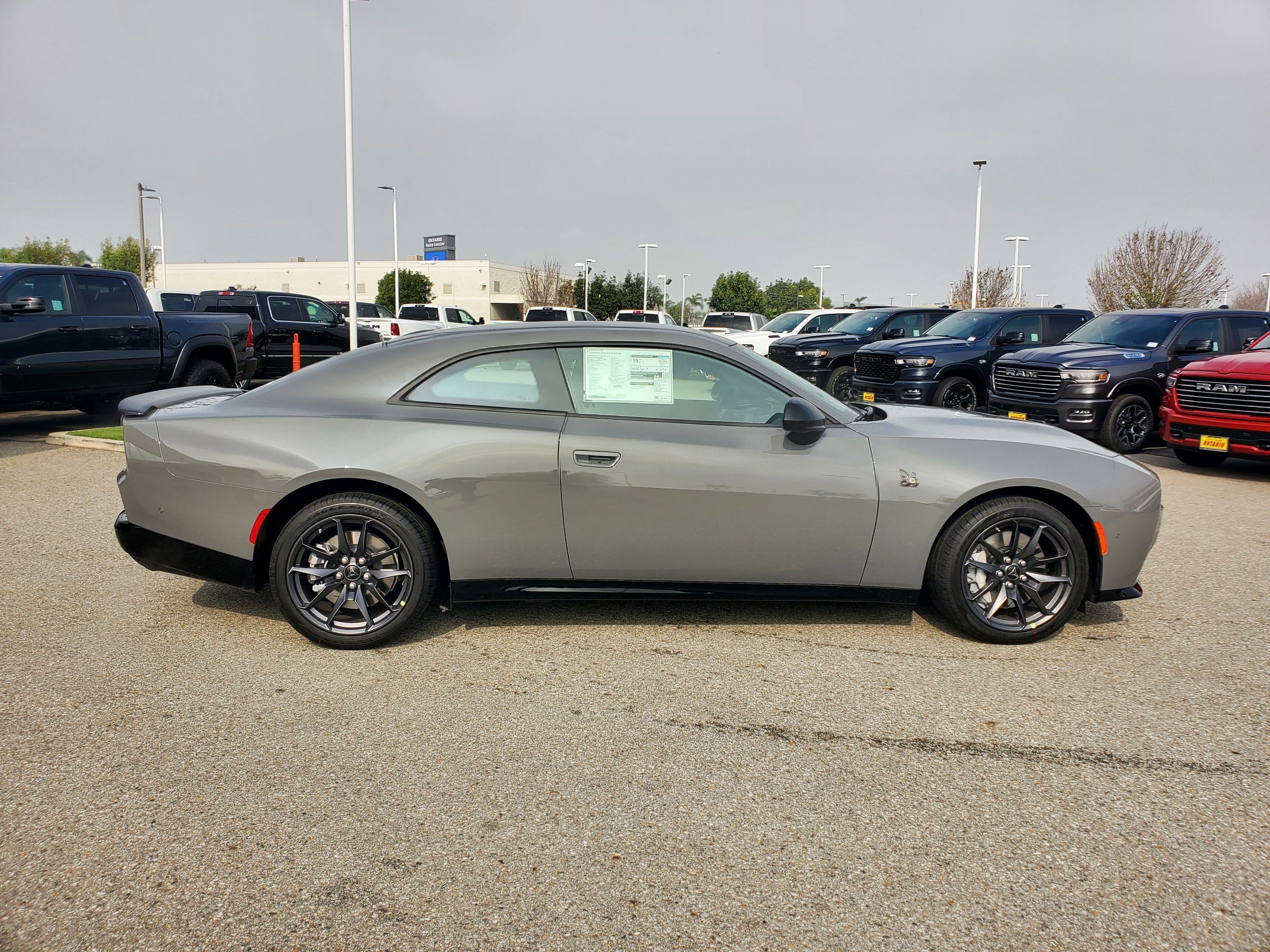 New 2026 Destroyer Gray Exterior Paint Dodge R/T Scat Pack image 2