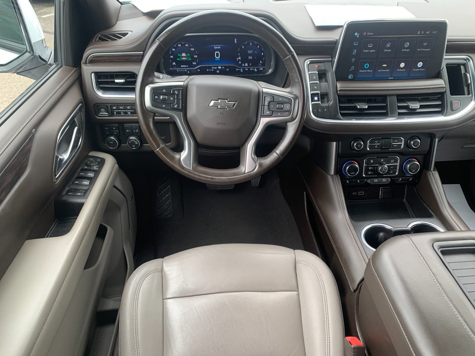 Used 2023 White Chevrolet Z71 image 16