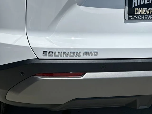 New 2026 Summit White Chevrolet LT image 28