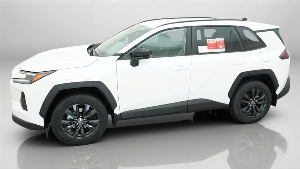 New 2026 Ice Cap Toyota XLE Premium image 3