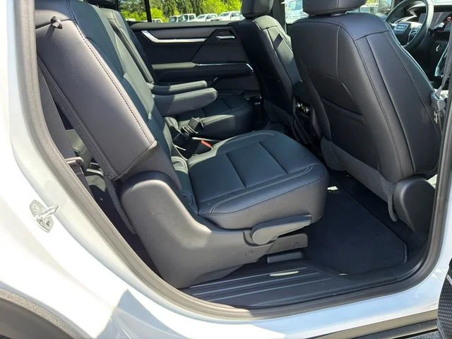 Used 2026 Summit White GMC Elevation image 15