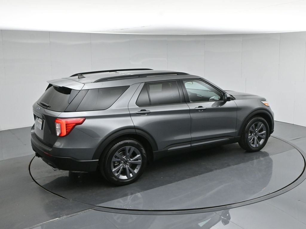 Used 2023 Gray Ford XLT image 43