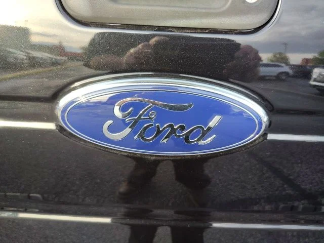 Used 2014 Black Ford XLT image 26