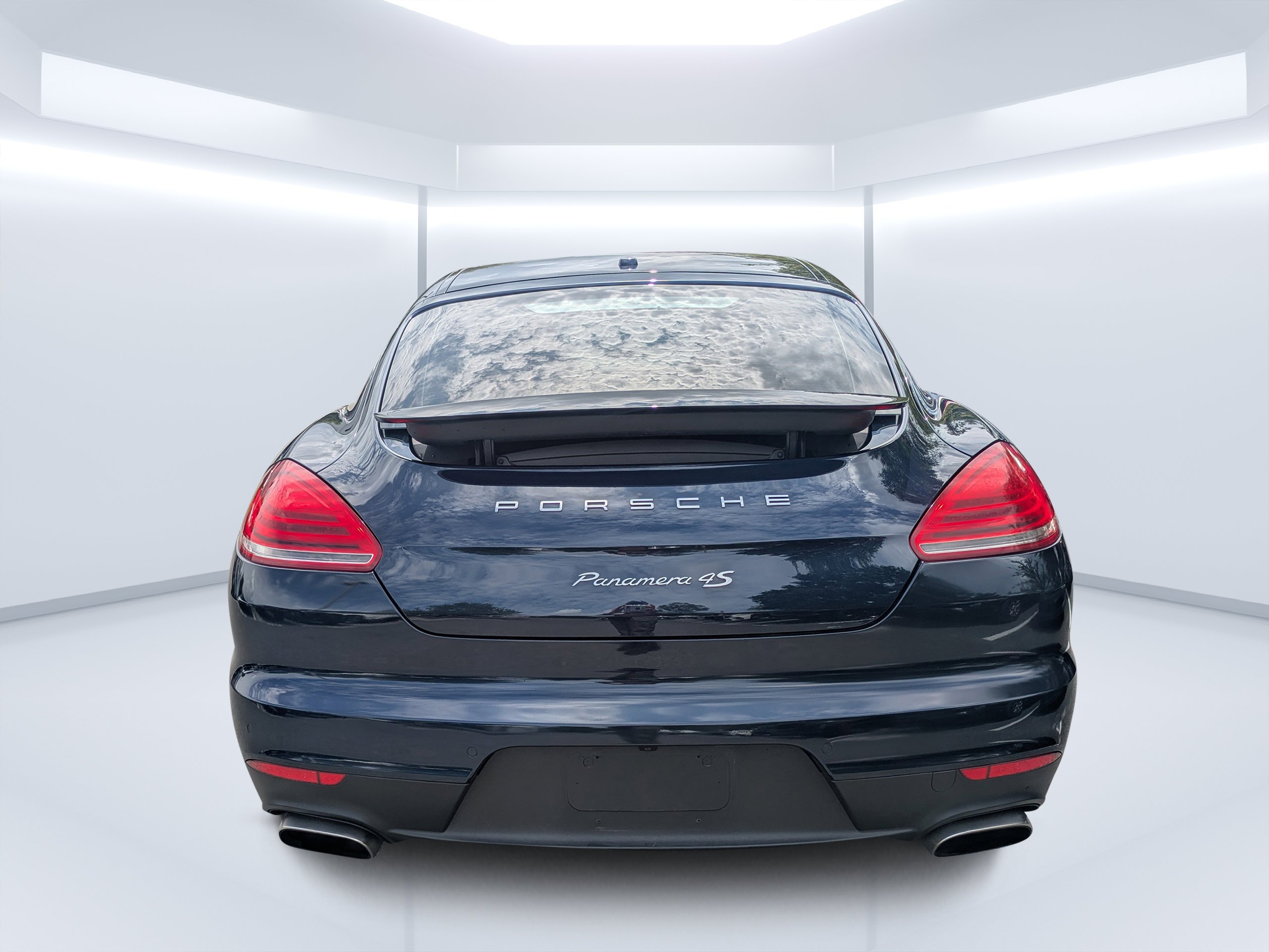 Used 2016 Night Blue Metallic Porsche 4 image 4