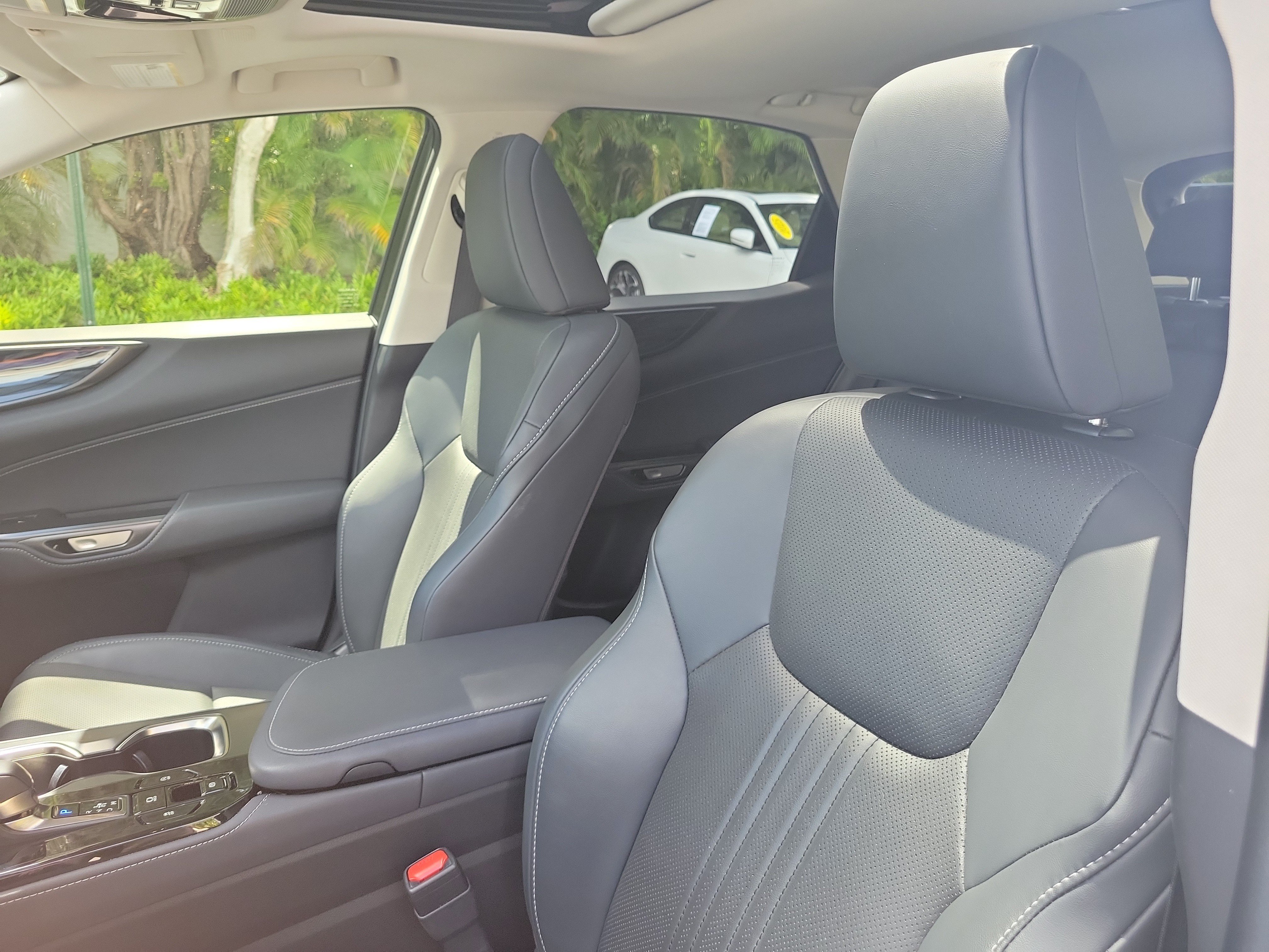 Certified Used 2025 EMINENT WHITE PEARL Lexus NX 250 Premium image 20