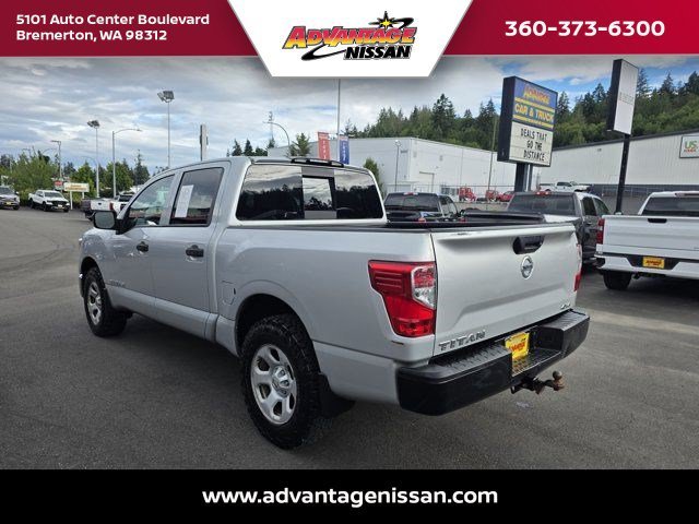 Used 2017 Brilliant Silver Nissan S image 3