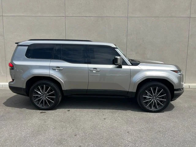 Used 2026 Atomic Silver Lexus 550 Luxury+ image 5