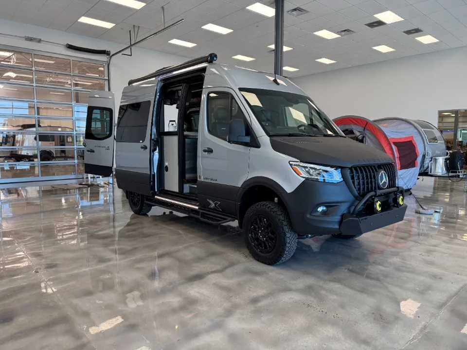 New 2026 SILVER AIRSTREAM  image 5
