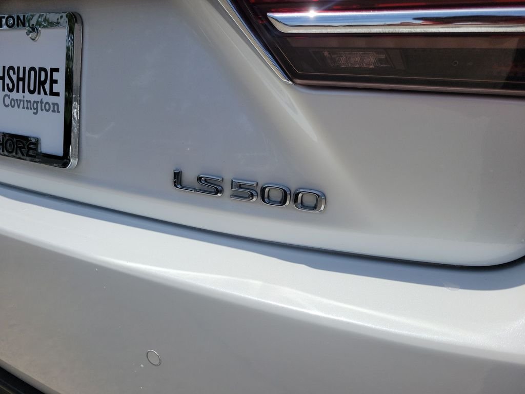 Used 2018 White Lexus 500 Base image 11