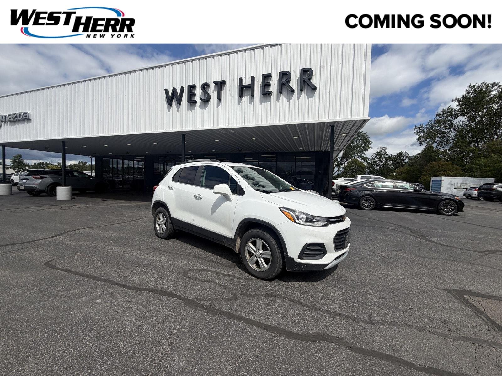 Used 2019 Summit White Chevrolet LT image 1