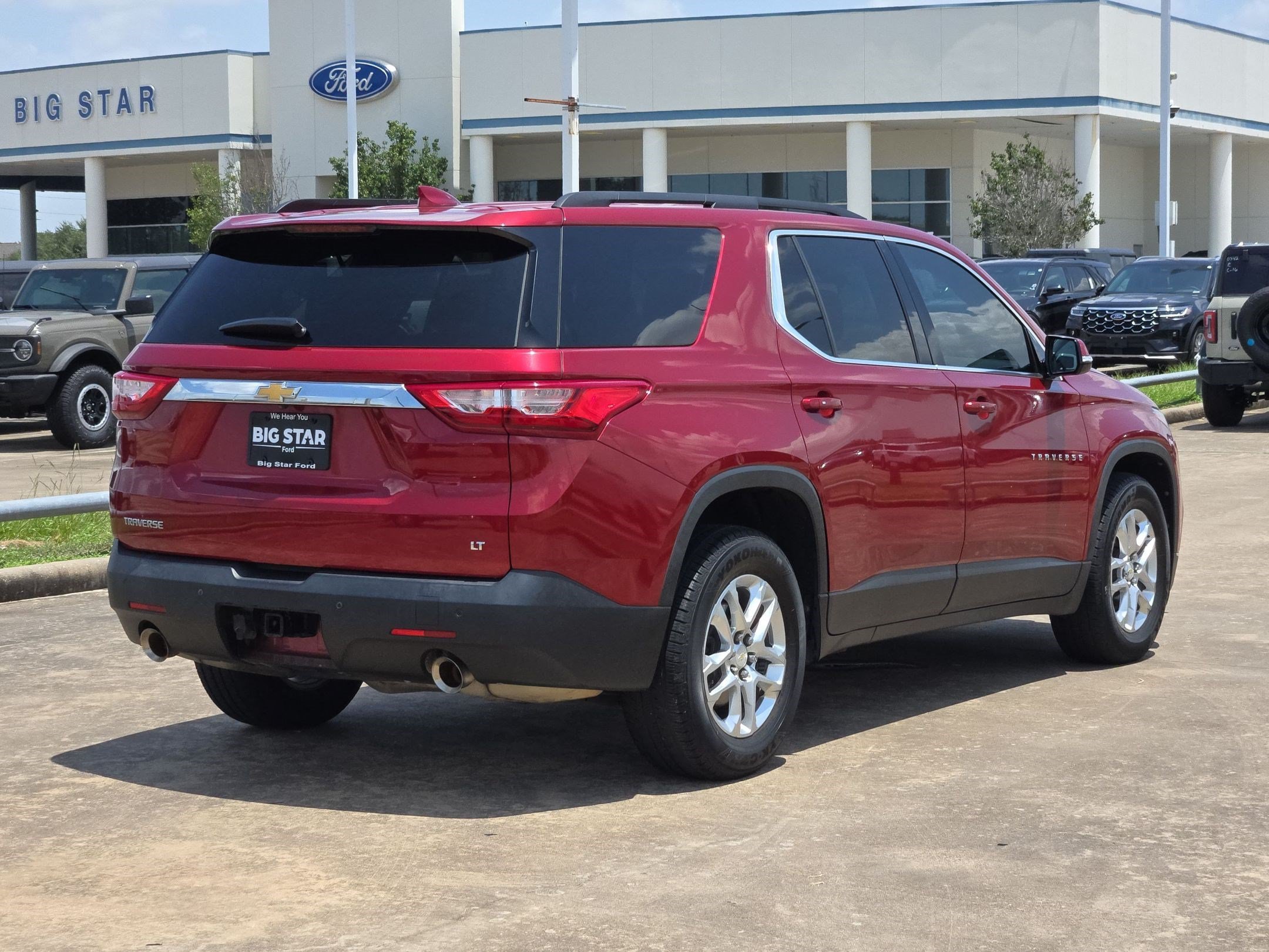 Used 2019 Cajun Red Tintcoat Chevrolet LT image 3