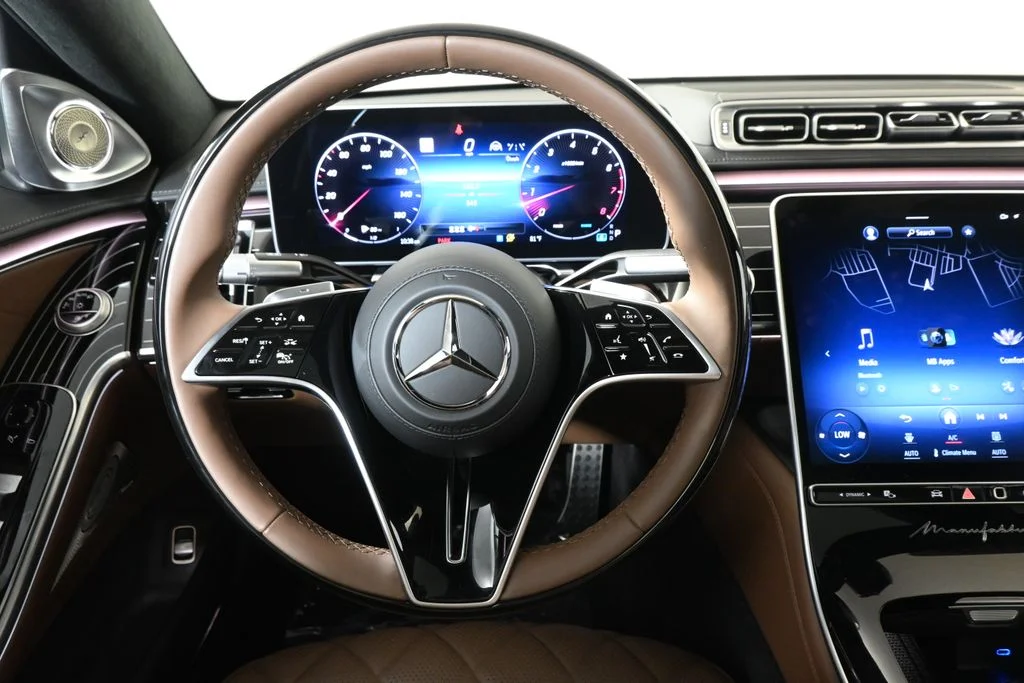 Certified Used 2026 Green Mercedes-Benz S 580 image 17