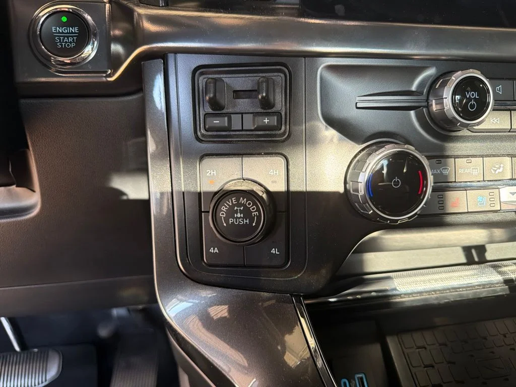 Used 2023 White Ford Lariat image 24