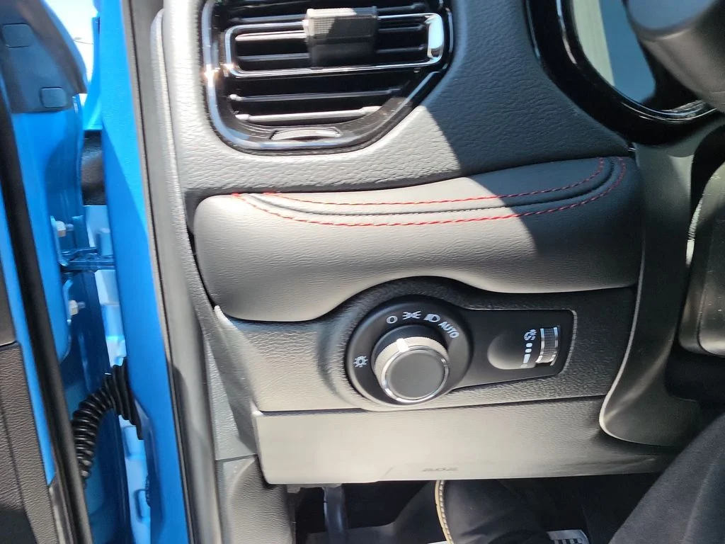 New 2026 B5 Blue Exterior Paint Dodge GT Plus HEMI V8 image 25