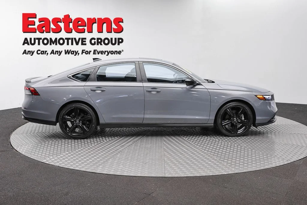 Used 2023 Gray Honda Sport image 4
