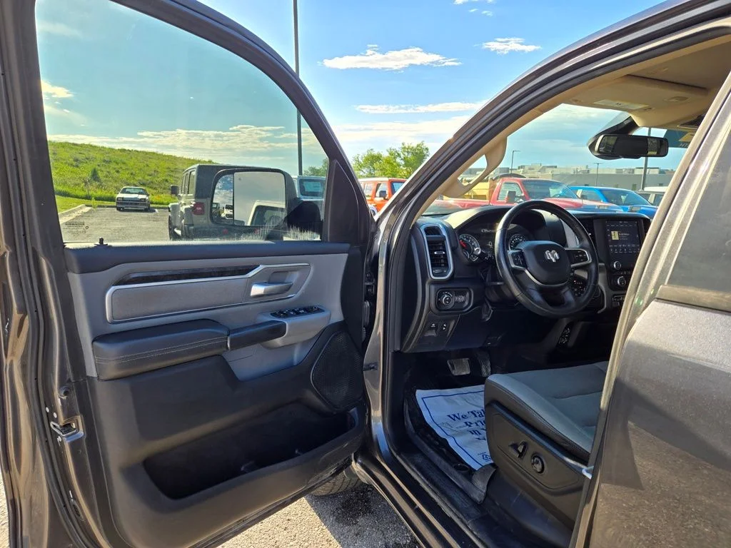Used 2019 Gray Ram Big Horn/Lone Star image 11