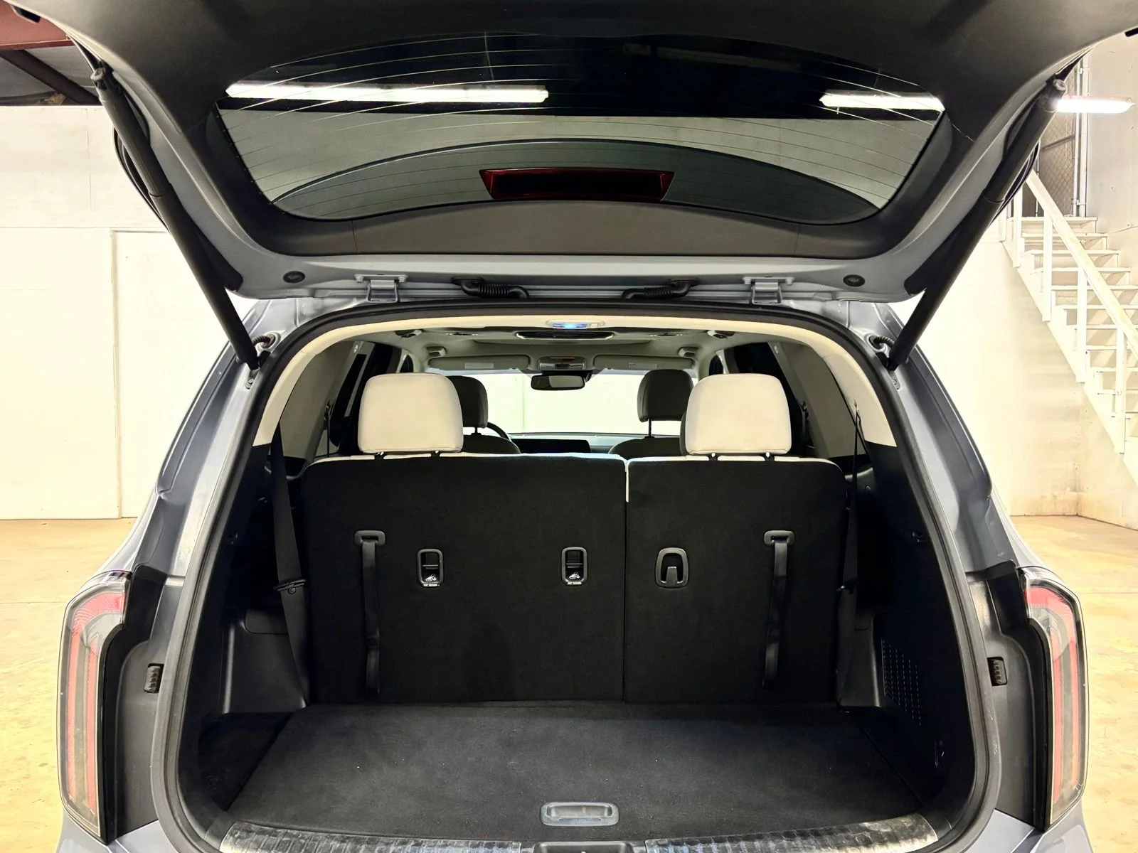 Used 2023 Silver Kia SX image 25