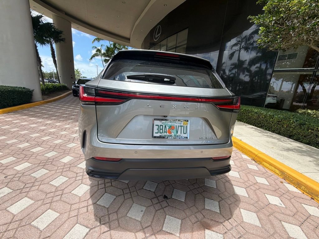Used 2025 Silver Lexus NX 350 Premium image 10