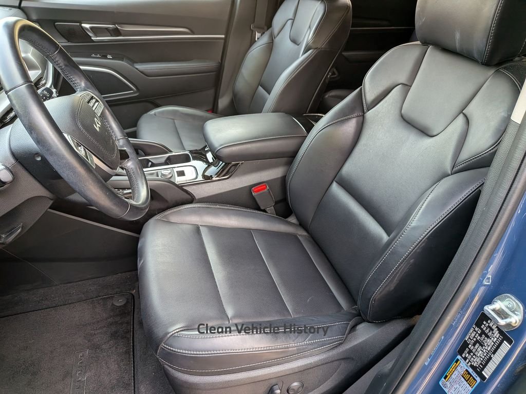 Used 2024 Black Kia S image 15