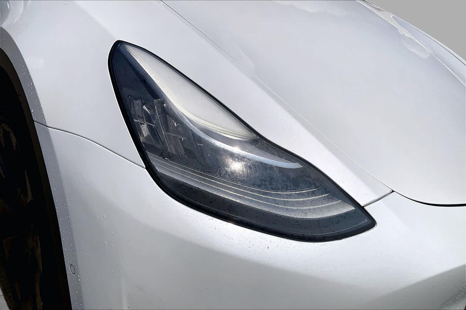 Used 2021 Pearl White Multi-Coat Tesla Long Range image 25