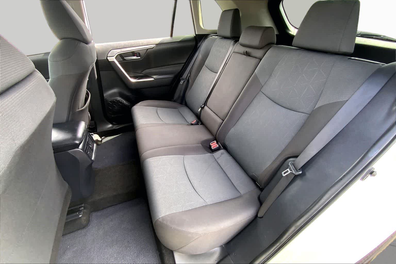 Used 2025 Ice Cap Toyota XLE image 20
