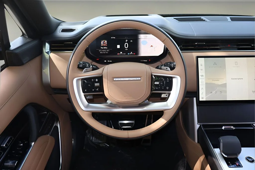 New 2026 Belgravia Green Land Rover SE image 14