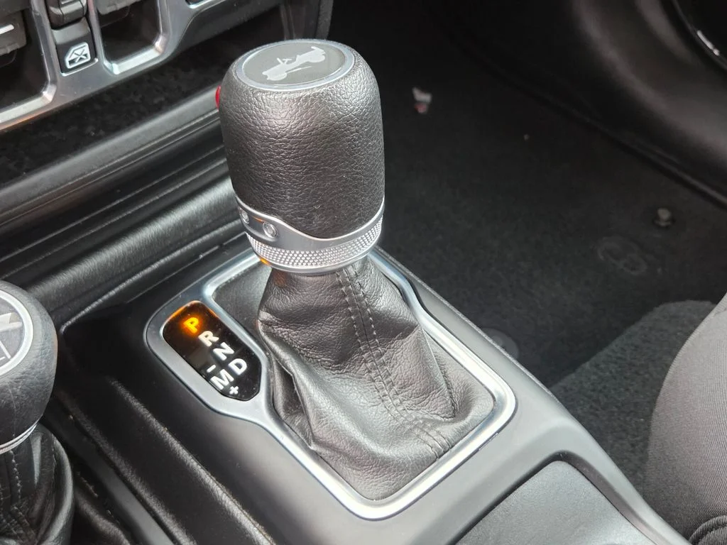 Used 2022 Black Jeep Unlimited High Tide image 32