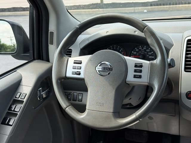 Used 2020 Black Nissan Crew Cab SV 4x2 image 12