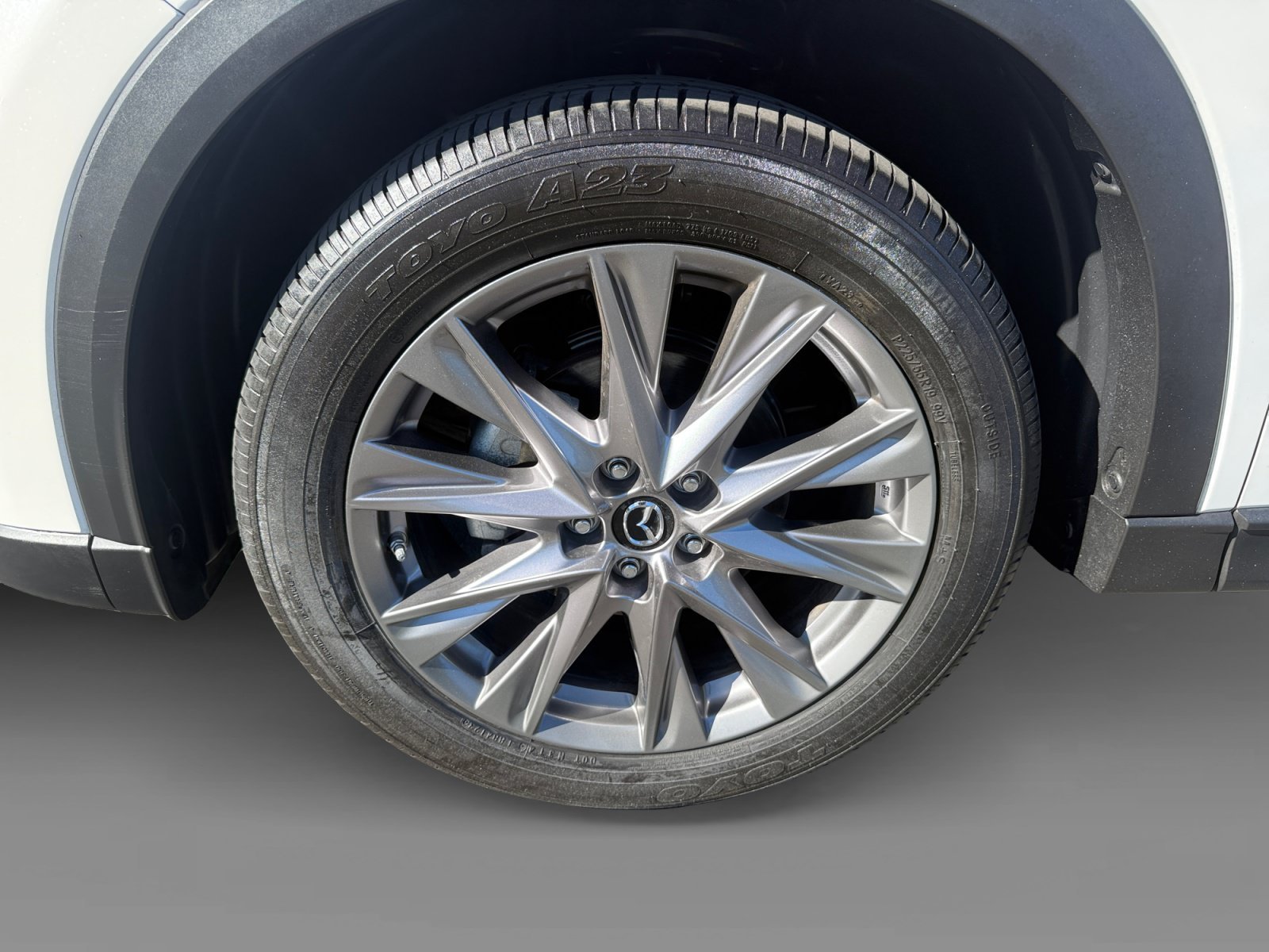 Used 2019 Snowflake White Pearl Mazda Grand Touring image 9