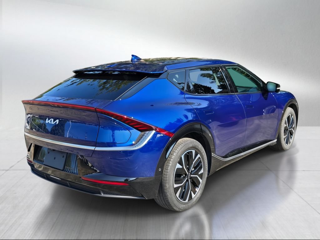 Used 2023 Blue Kia Wind image 3