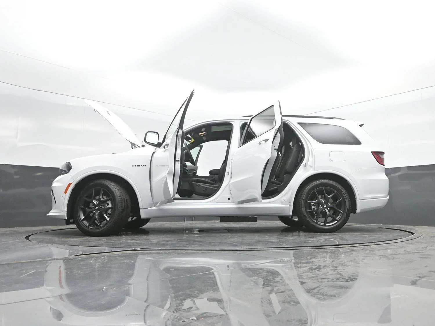 New 2026 White Knuckle Clear-Coat Exterior Paint Dodge GT Plus HEMI V8 image 53