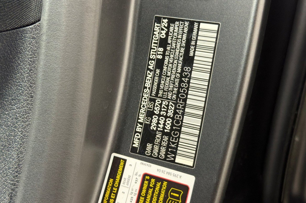 Used 2024 MANUFAKTUR Graphite Grey Magno Mercedes-Benz EQE 350 image 27