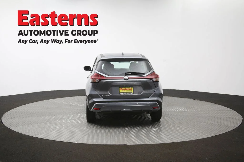 Used 2023 Gray Nissan S image 34