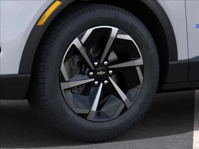 New 2026 Summit White Chevrolet LT image 9