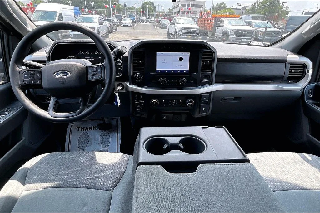 Used 2021 White Ford XLT image 14