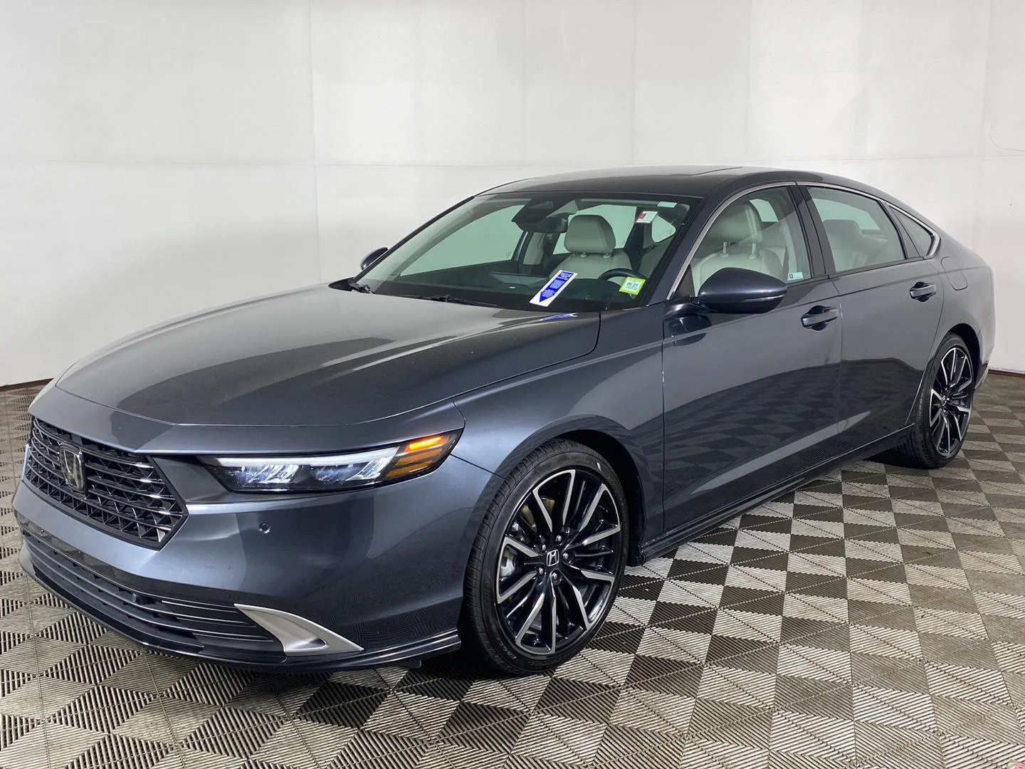 Used 2026 Meteorite Gray Metallic Honda Touring image 2