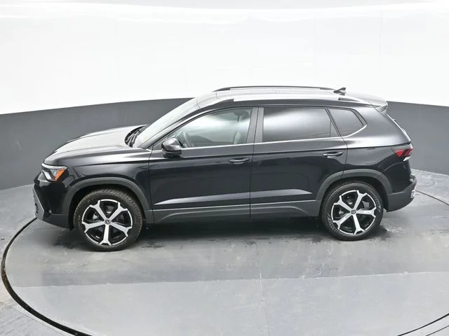 2026 Volkswagen Taos SEL - Photo 12