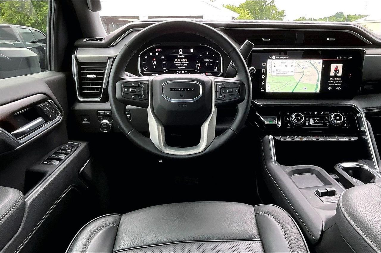 2025 GMC Sierra 3500HD Denali - Photo 11