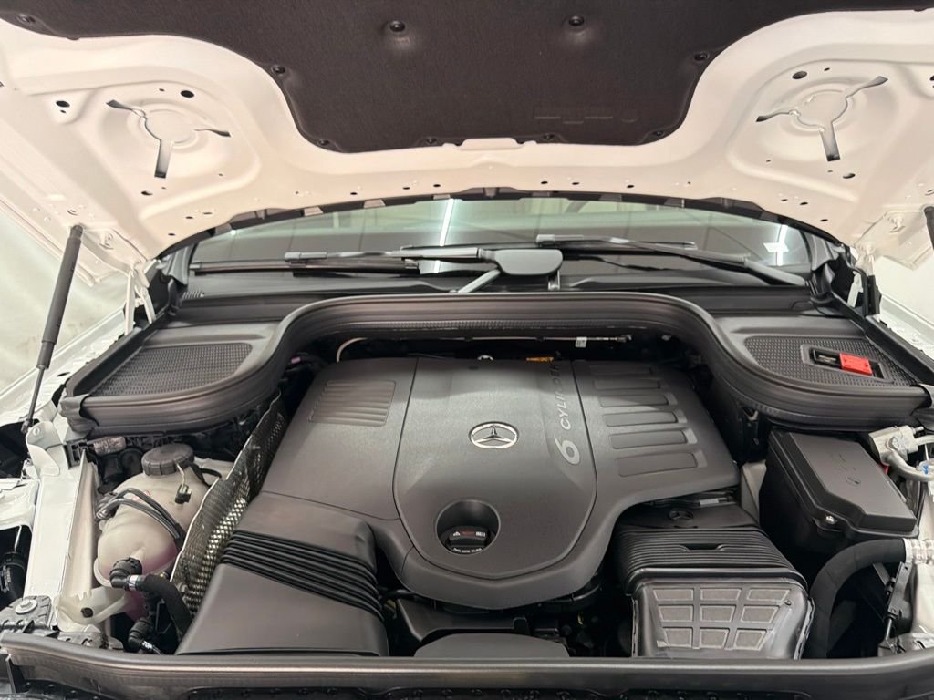 New 2026 Polar White Mercedes-Benz GLE 450 image 31