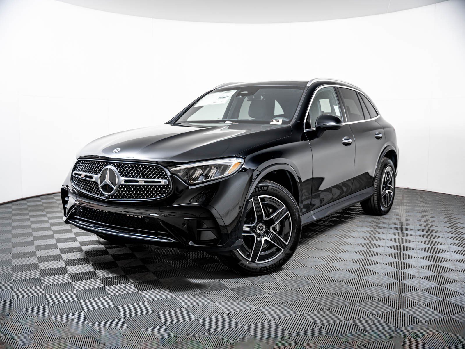 New 2026 Black Mercedes-Benz GLC 300 image 1